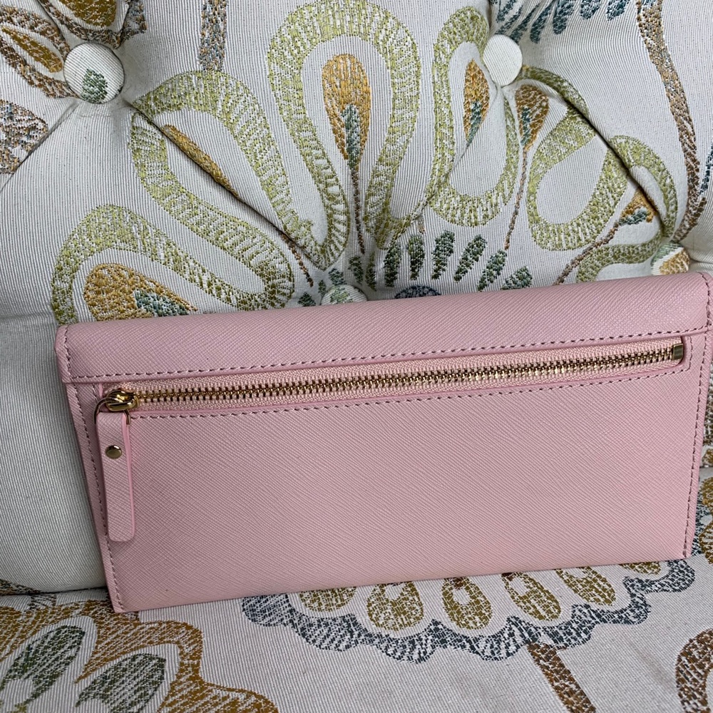 New! Kate Spade Heart Embellished Leather Wallet - Picture 2 of 6